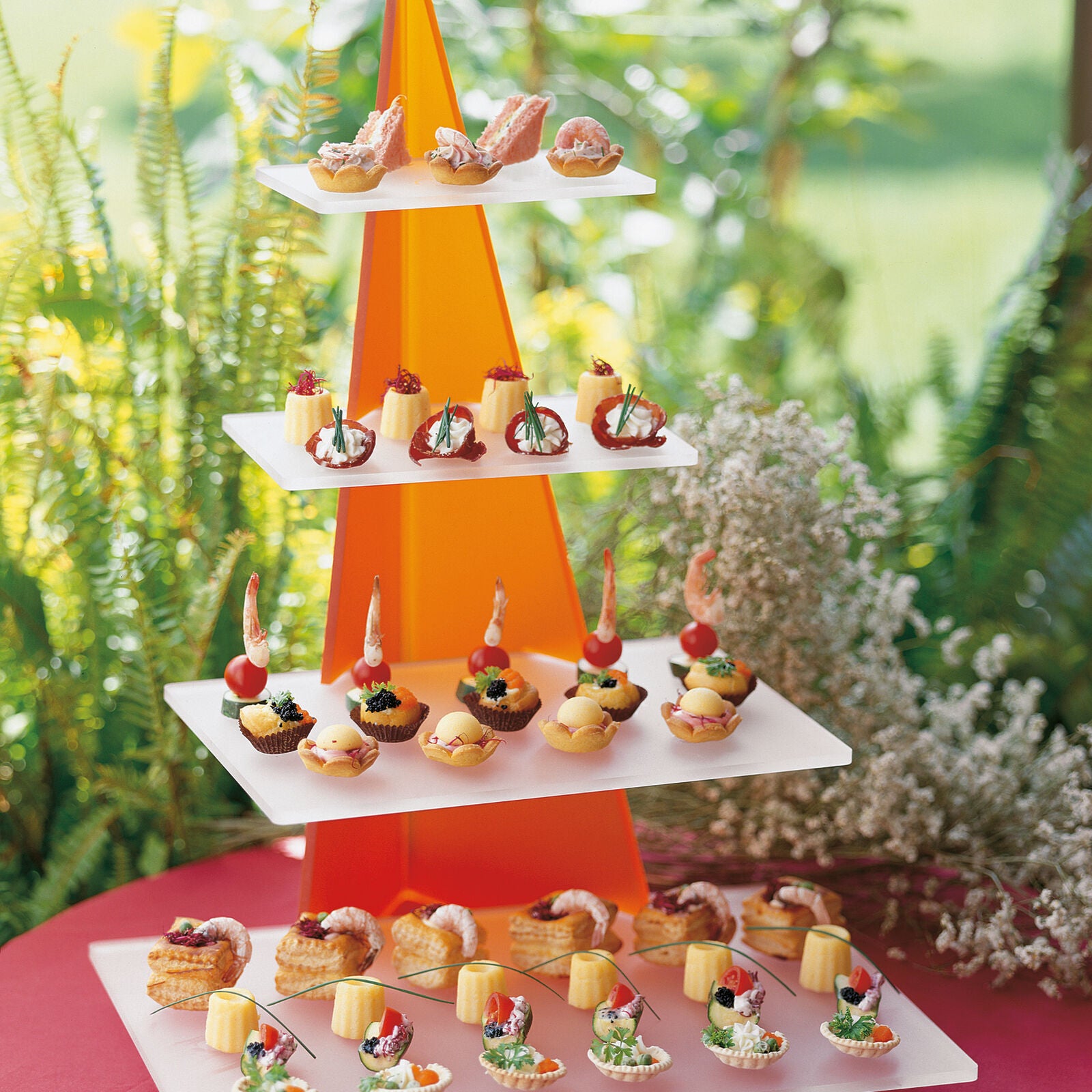 Buffet Diplay 4-Tiers Plexiglass ( 5-7 Working Days)