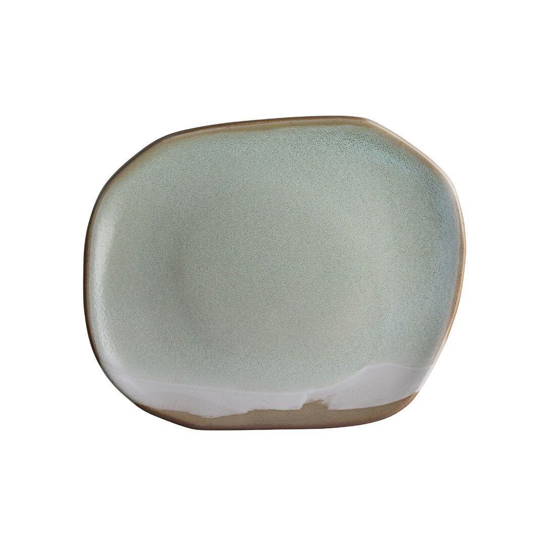 Forager Plate 23.8 x 19.5cm (9 1/2 x 7 1/2")