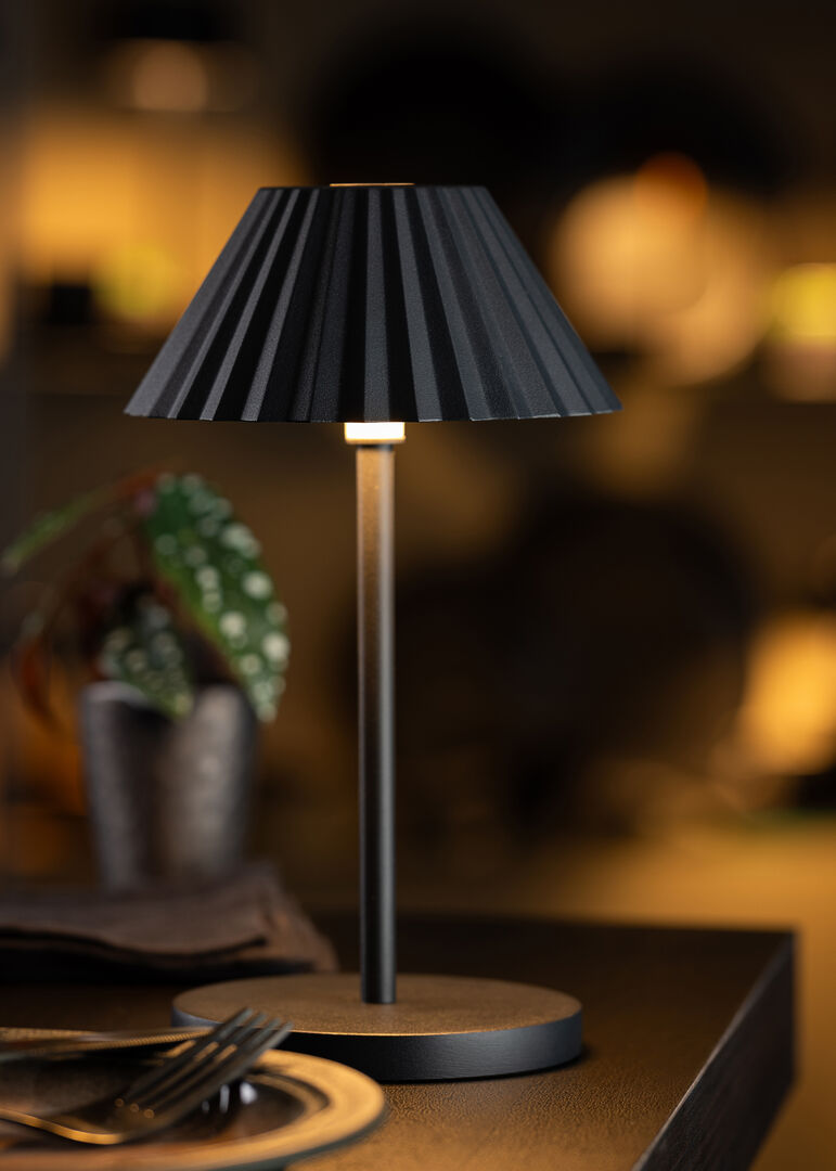 Utopia Aruba LED Cordless Lamp 23cm - Black