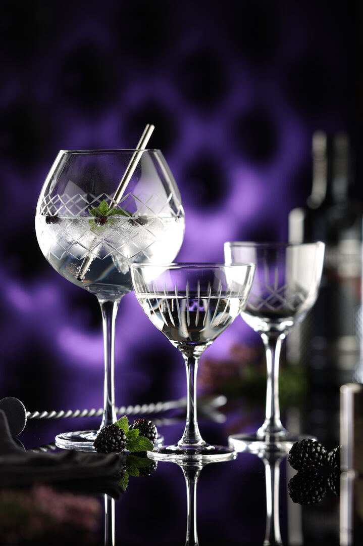 Utopia Raffles Diamond Gin 24.5oz (70cl)